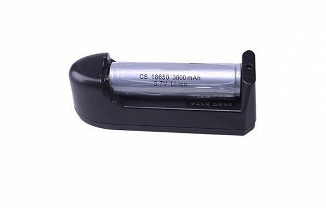 Hovedbilde Batterilader for 18650 batteri